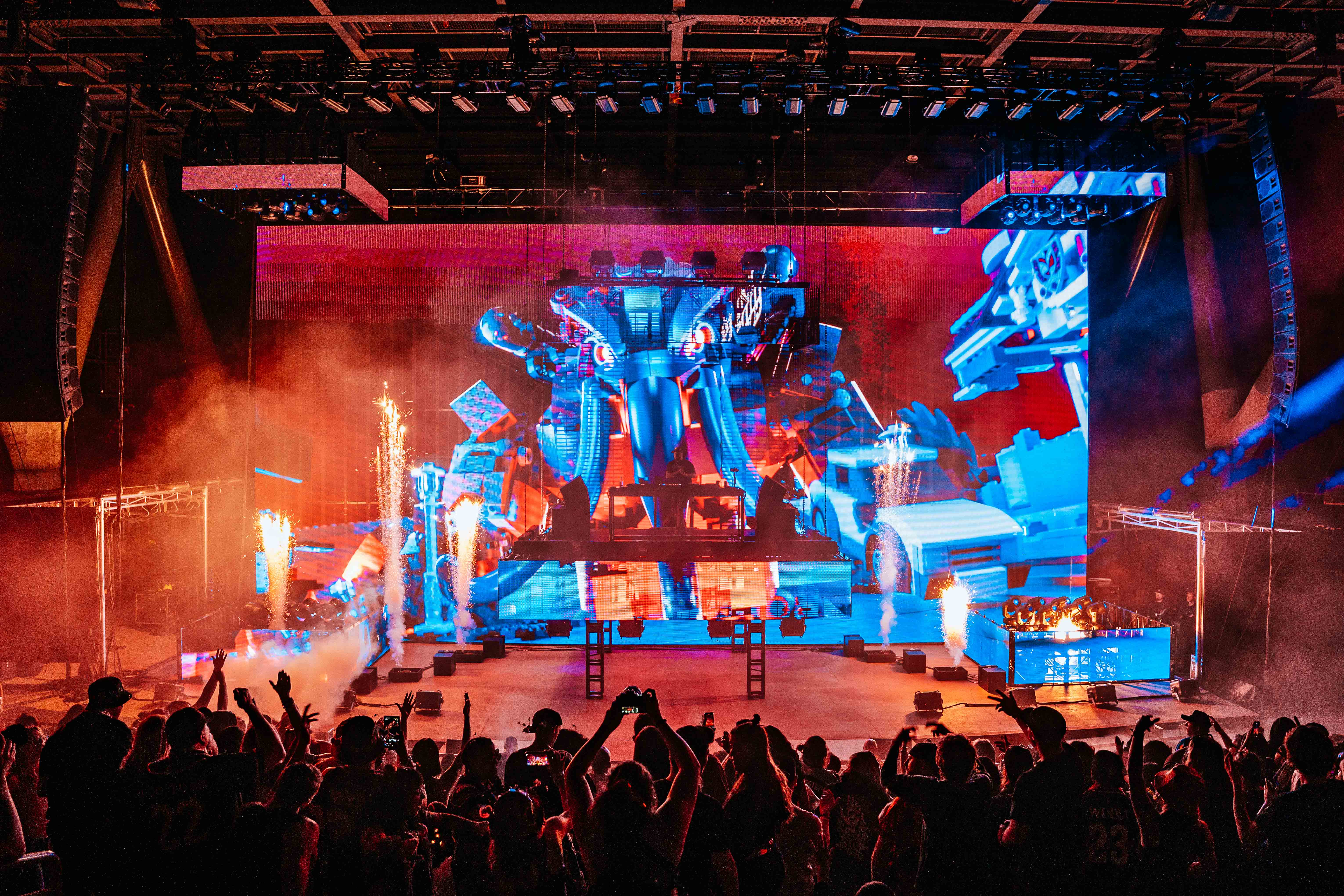 Wooli at Red Rocks