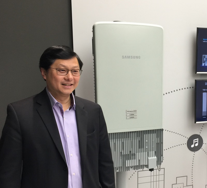 Sprint John Saw with Samsung antennaradio unit Mike DanoFierceWireless