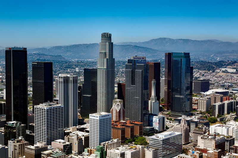 LA
