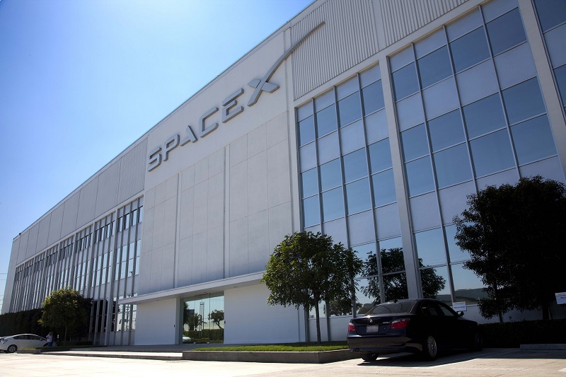 SpaceX building
