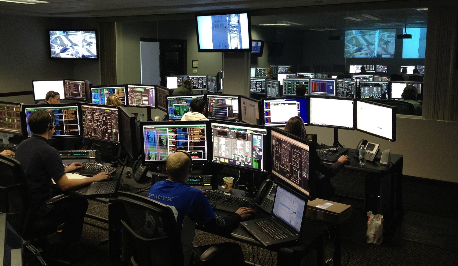 SpaceX control center 