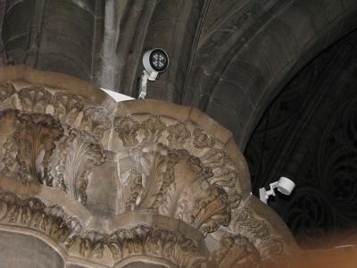 The special mount from below
