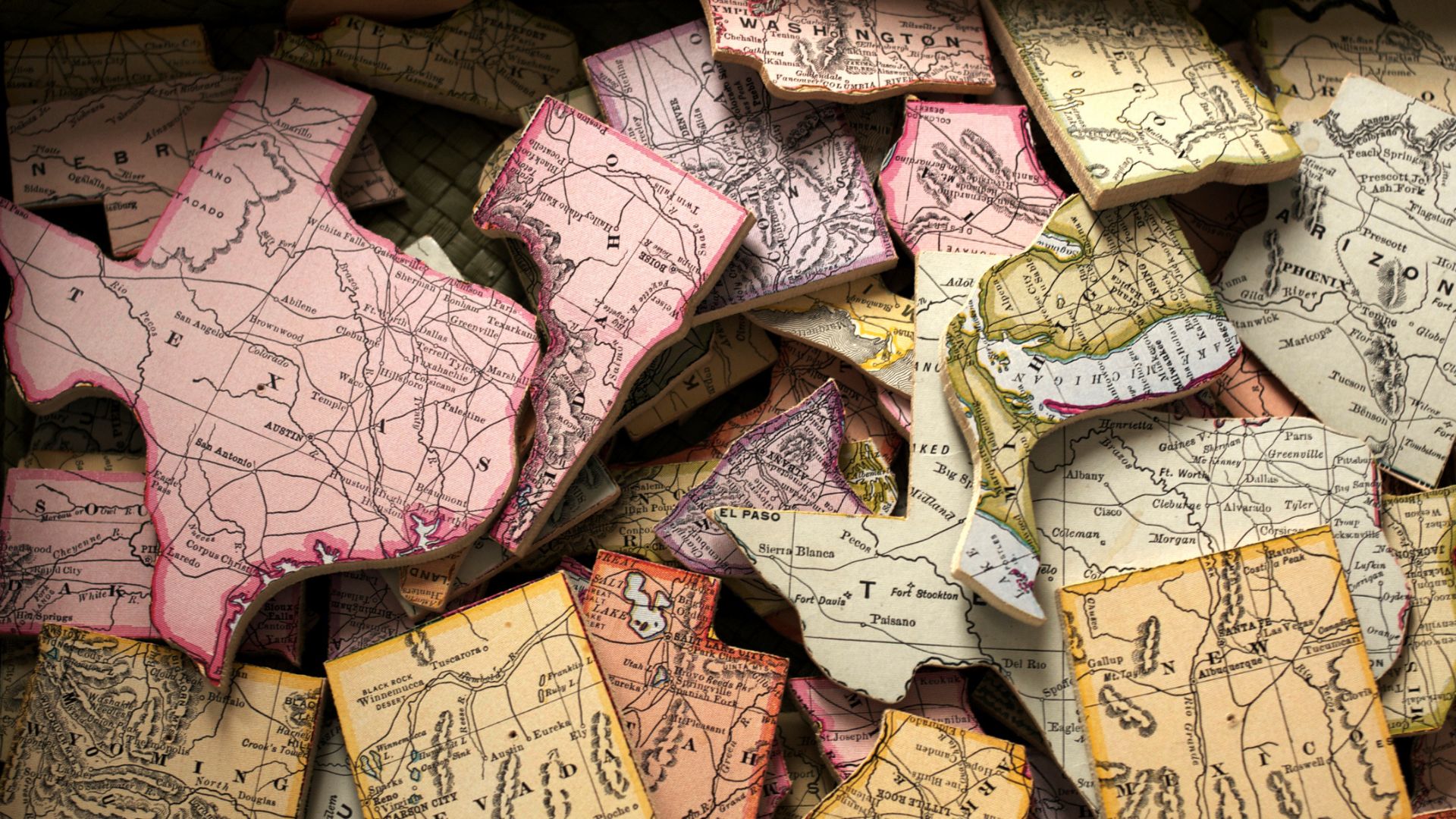 State puzzle pieces
