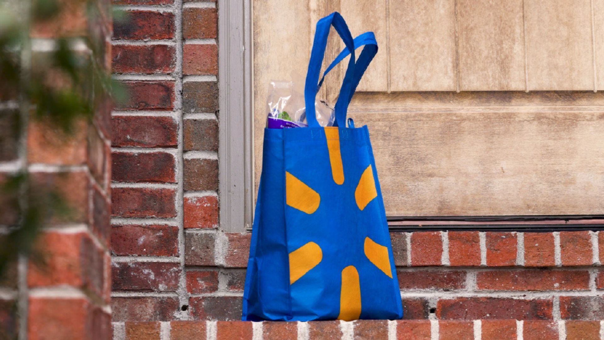 A Walmart prescrption delivery order