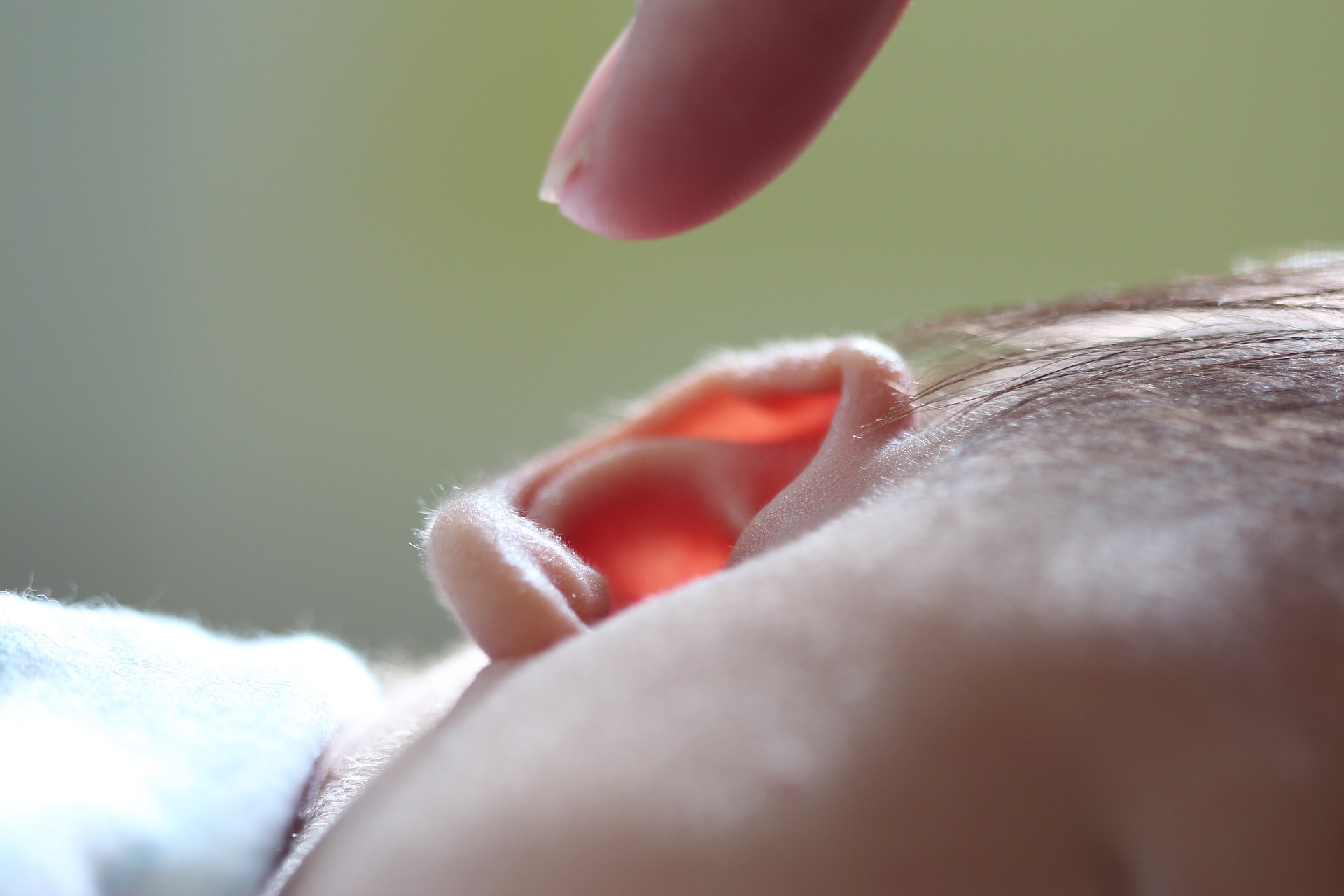 baby ear hearing