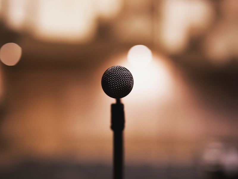 Microphone